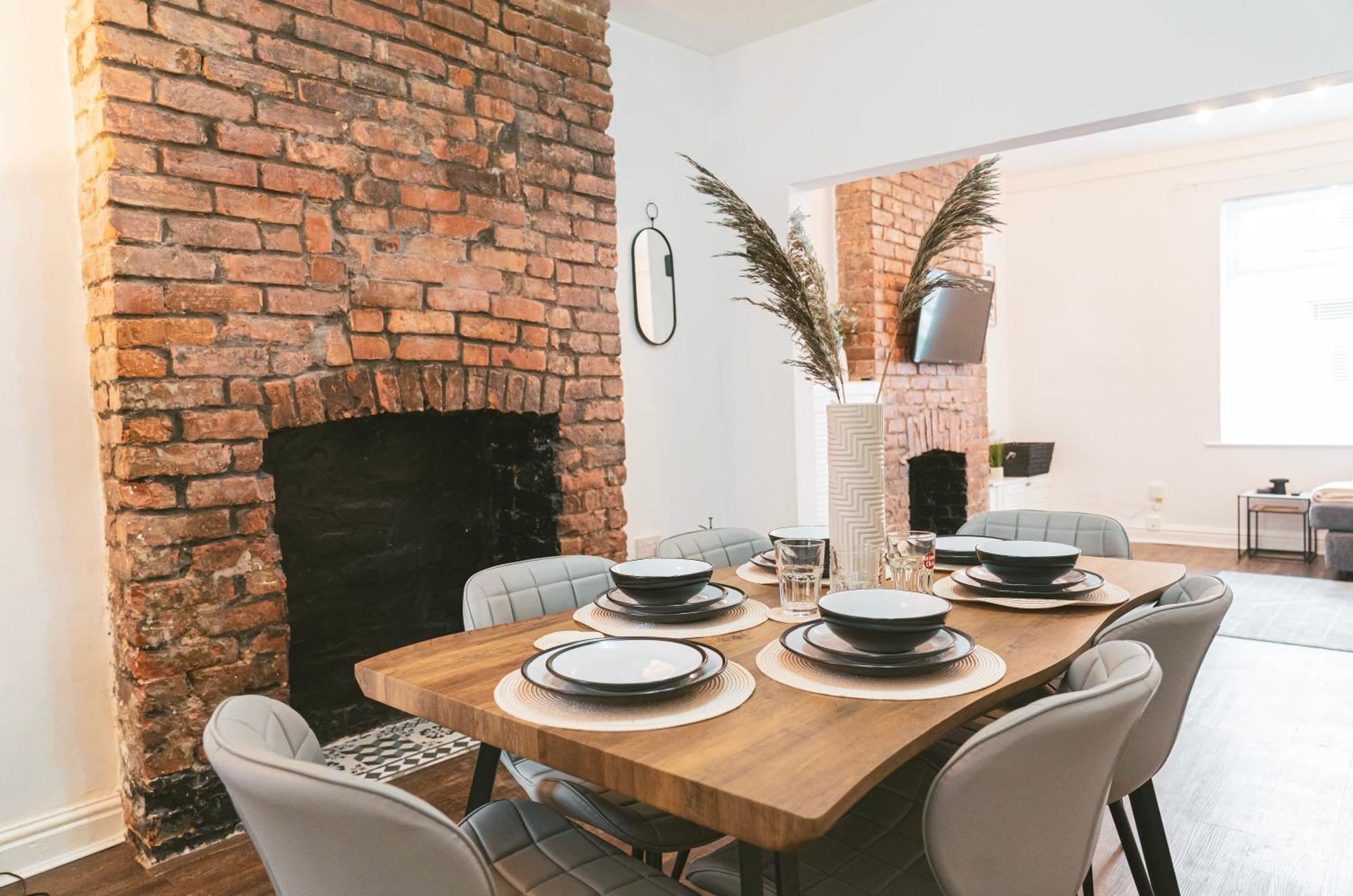 Mideyah Stays - 3 Bed Comfy House Cardiff Exterior foto